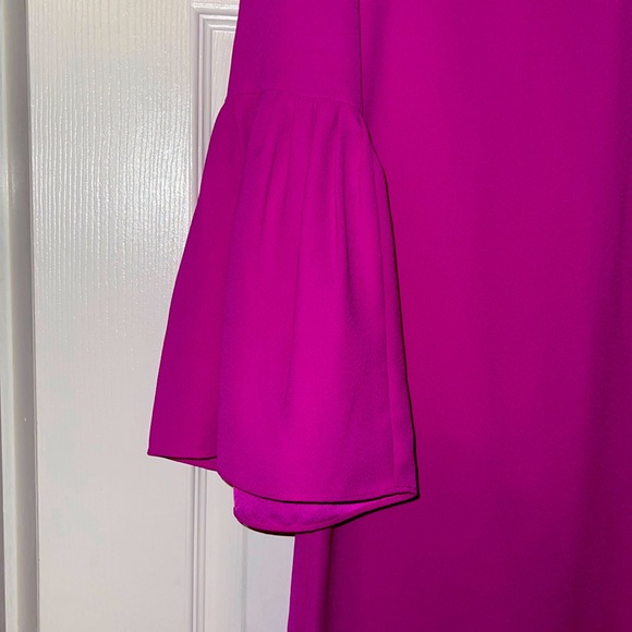 NWT Banana Republic | Bell Sleeve Dress | Size 2 - Picture 3 of 5